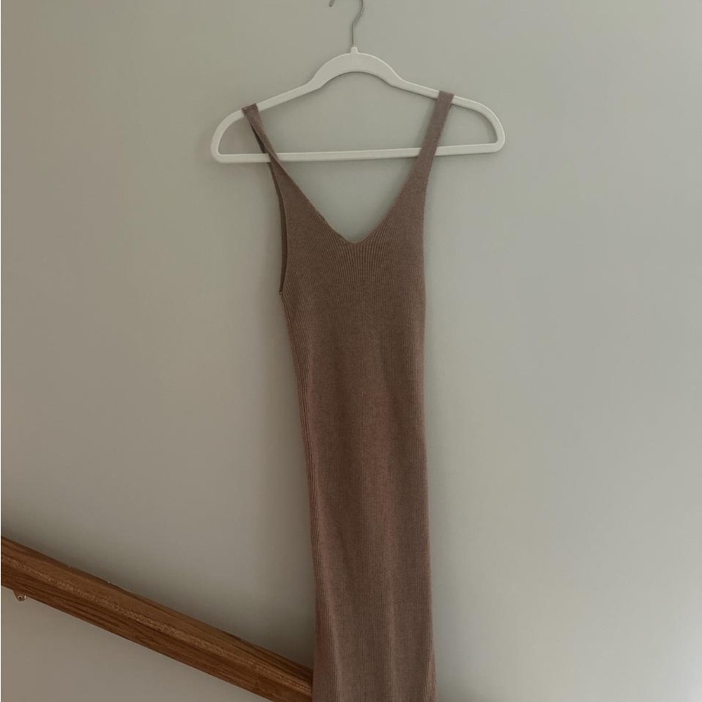 Ribbed V-Neck Sleeveless Midi Dress - Taupe